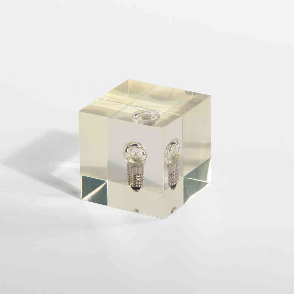 Пресс-папье "Лампочка" Пресс-папье "Лампочка"