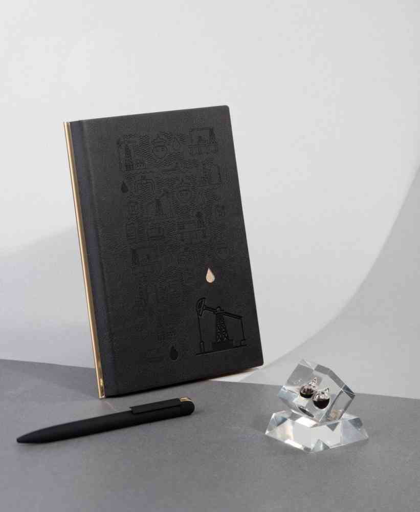 Пресс-папье с каплей нефти на подставке - 3