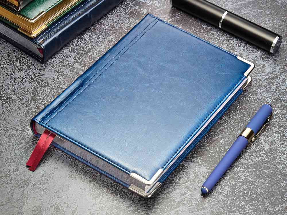 Ежедневник полудатированный А5 Boss - 13