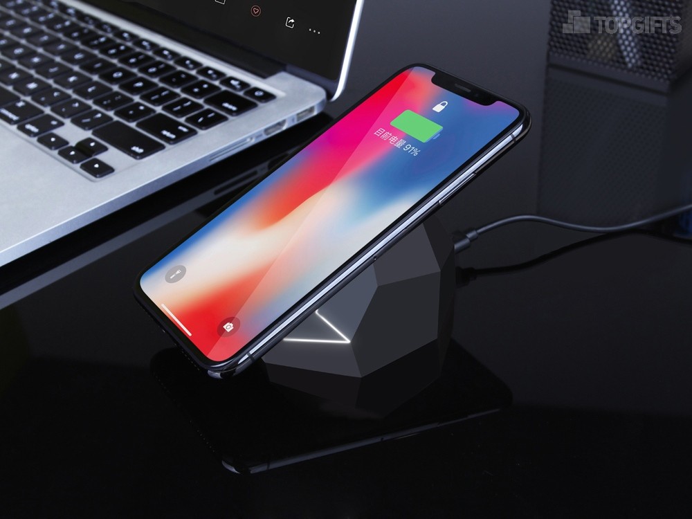 Док-станция с быстрой беспроводной зарядкой Geo Dock - 13