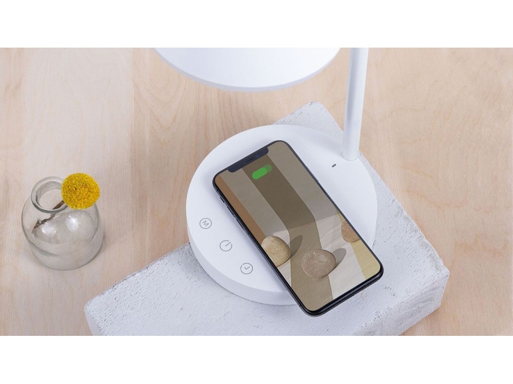 Настольная лампа с беспроводной зарядкой LED L2 - 6