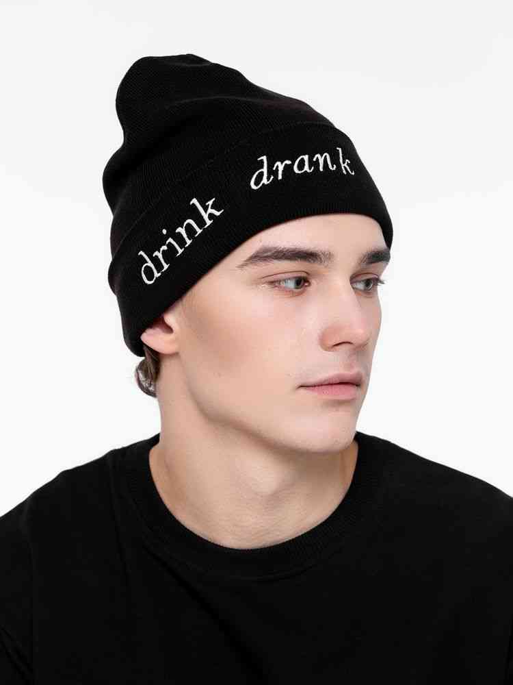 Шапка с вышивкой Drunk, черная - 2