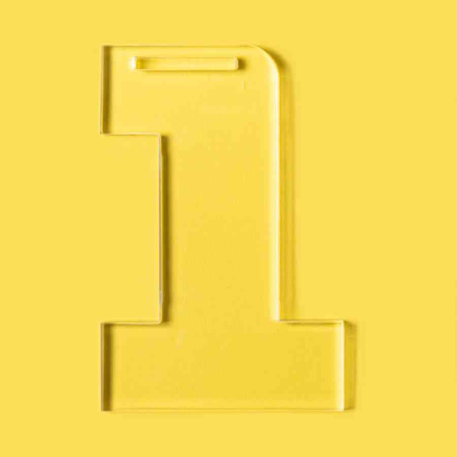 Медаль FIRST PLACE в подарочной упаковке,  акрил - 3