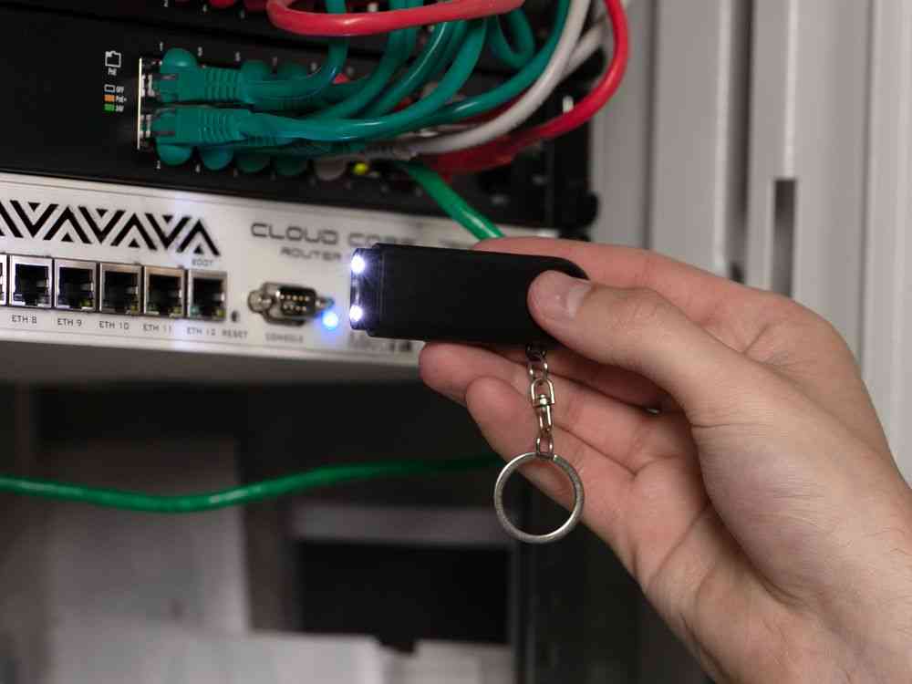 Брелок-фонарик Lens Ray, черный - 3