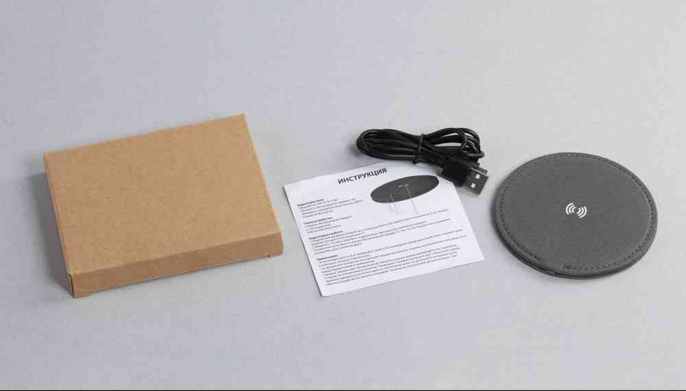 Настольное беспроводное зарядное устройство "Cool Gray", переработанный пластик (RPET) - 4