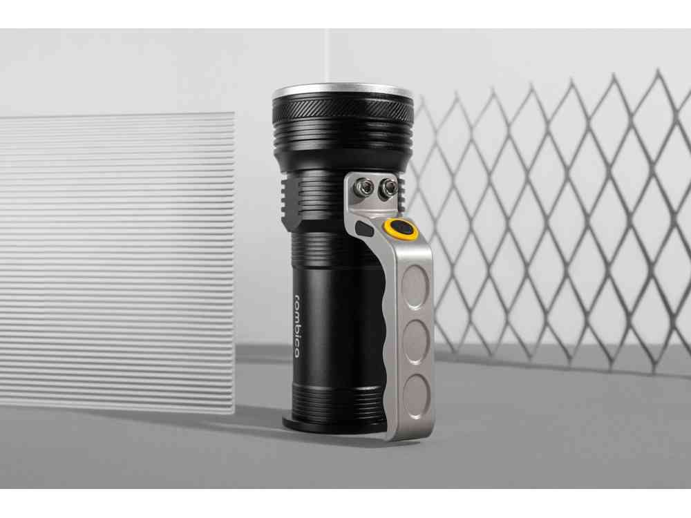 Фонарь LED Z6 - 9