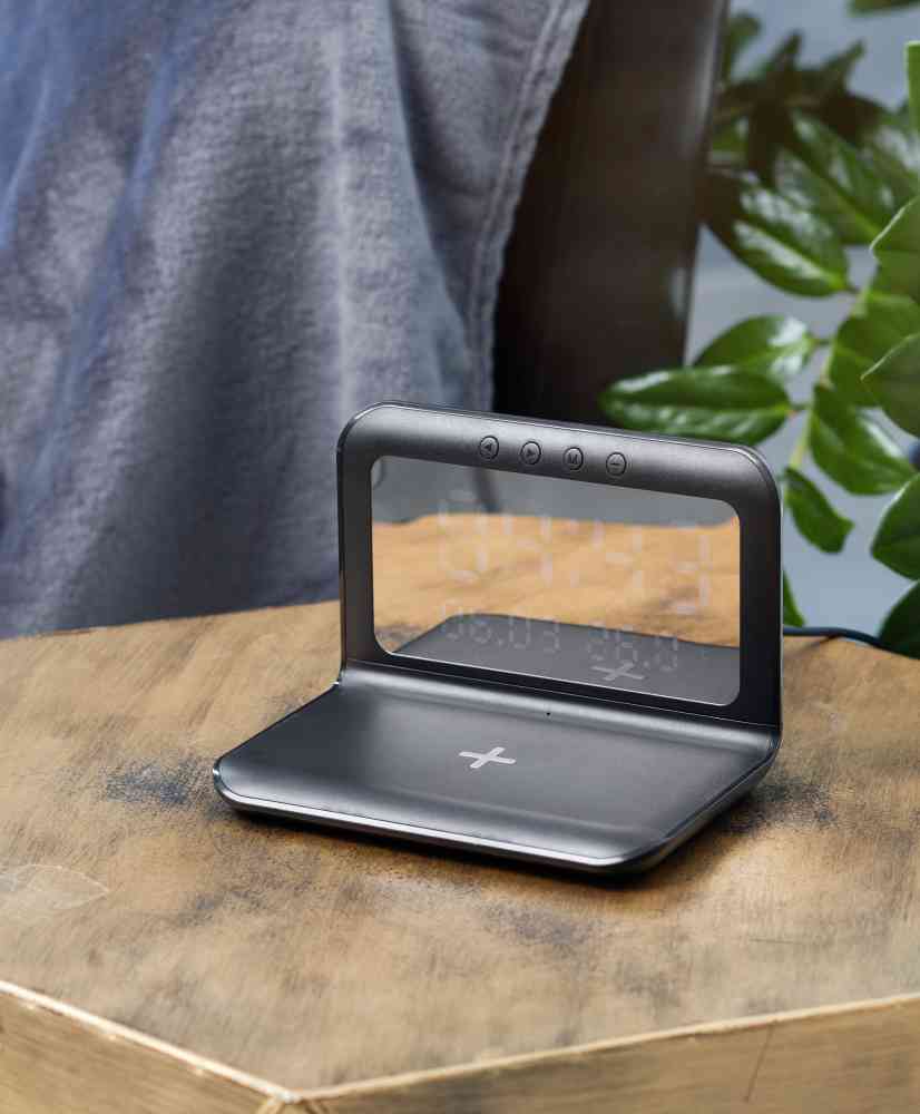 Настольные часы "Smart Time" с беспроводным (15W) зарядным устройством, будильником и термометром, со съёмным дисплеем - 8