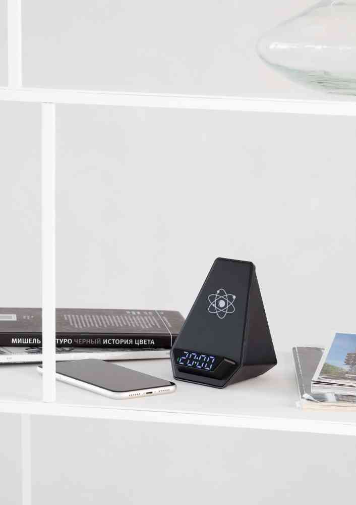 Настольная Bluetooth колонка (3Вт) "Smart Pyramid" с часами и беспроводным (15W) зарядным устройством, с подсветкой логотипа - 9