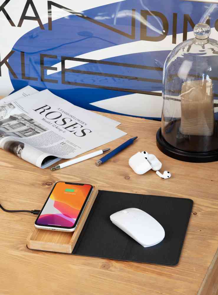 Коврик-трансформер с органайзером на магнитах с беспроводным (15W) ЗУ с подсветкой логотипа - 8