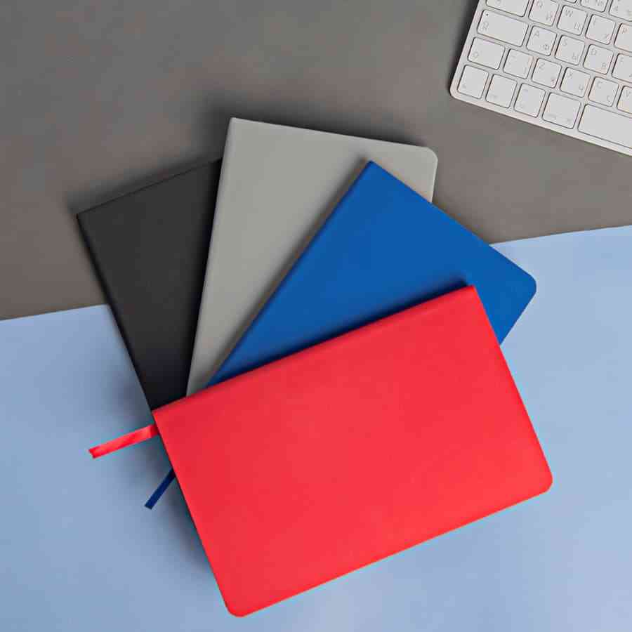 Ежедневник недатированный SIMPLY FLEX, А5,  красный, кремовый блок, в линейку - 9