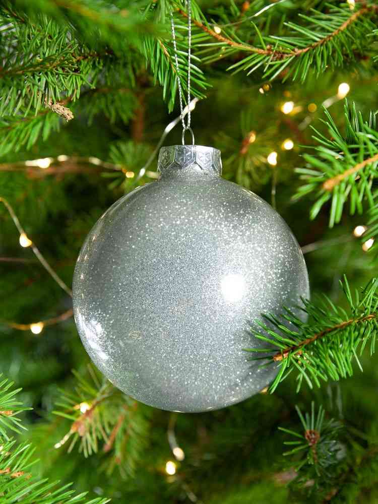 Елочный шар Finery Shine, 10 см, глянцевый серебристый с глиттером - 6