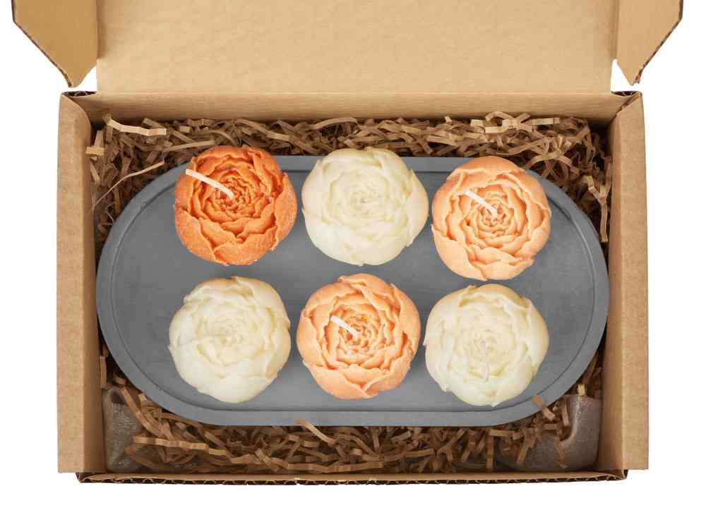 Набор свечей на подставке Пионы - 7