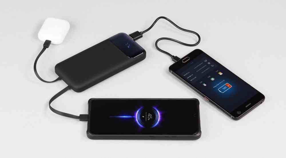 Зарядное (22.5W) устройство "Grade SOFTTOUCH" 10000 mAh с подсветкой логотипа, встроенными кабелями и цифровым индикатором заряда - 4