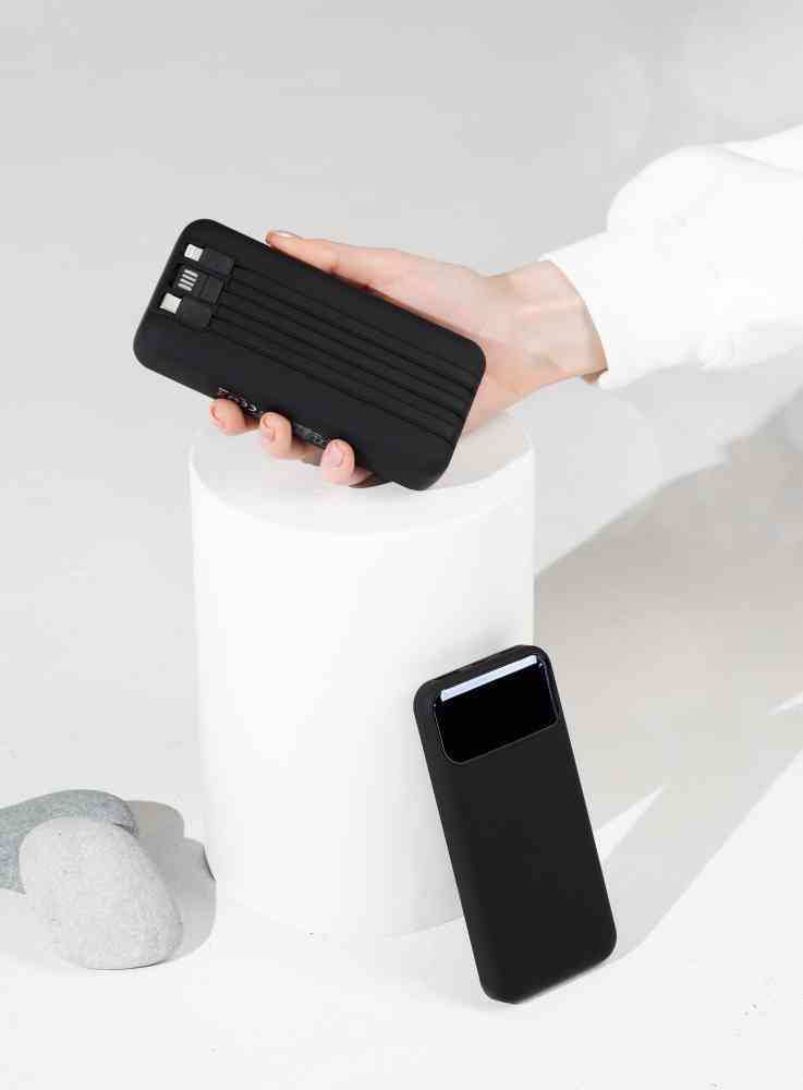 Зарядное (22.5W) устройство "Grade SOFTTOUCH" 10000 mAh с подсветкой логотипа, встроенными кабелями и цифровым индикатором заряда - 3