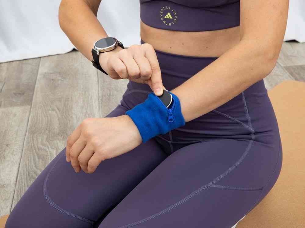 Напульсник с карманом Fiksu, синий - 6