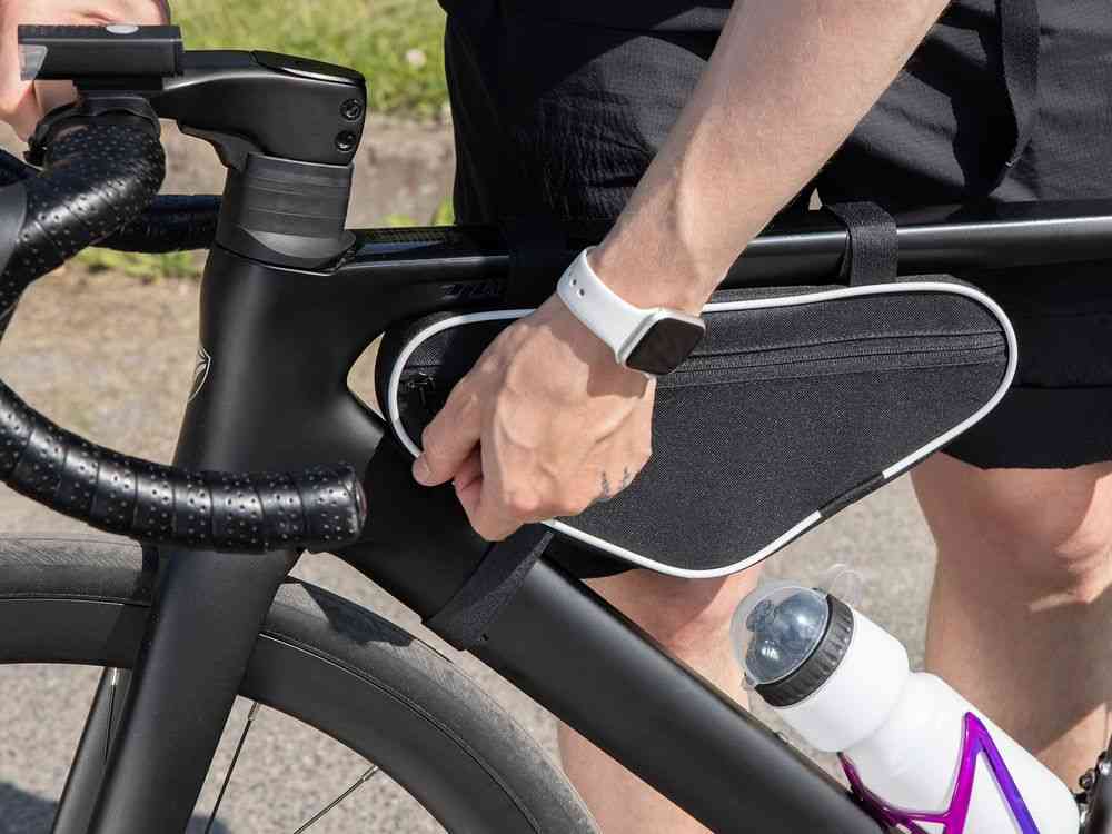 Велосумка на раму BikeLine, черная с белым - 7