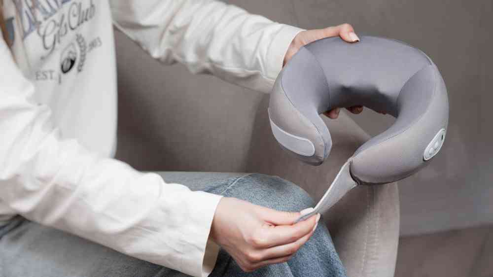 Подушка-массажер "Hug" с функцией обогрева - 5