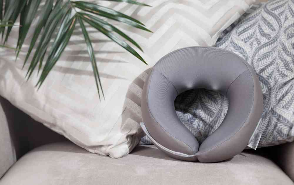 Подушка-массажер "Hug" с функцией обогрева - 2