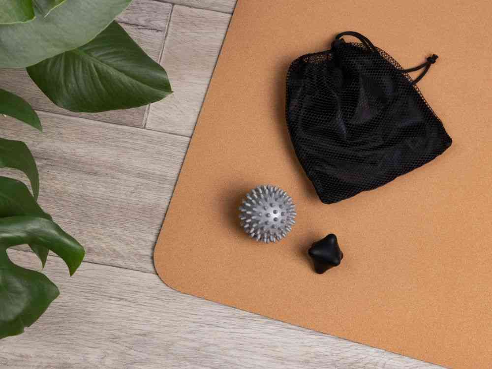 Набор массажных мячей для MФР Relaxify, черный с серым - 4