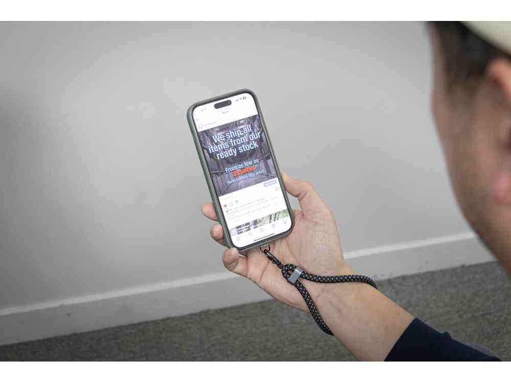 Ремешок-держатель для телефона с зарядным кабелем USB-C - USB-C Lany Wristband Charge Eco - 22