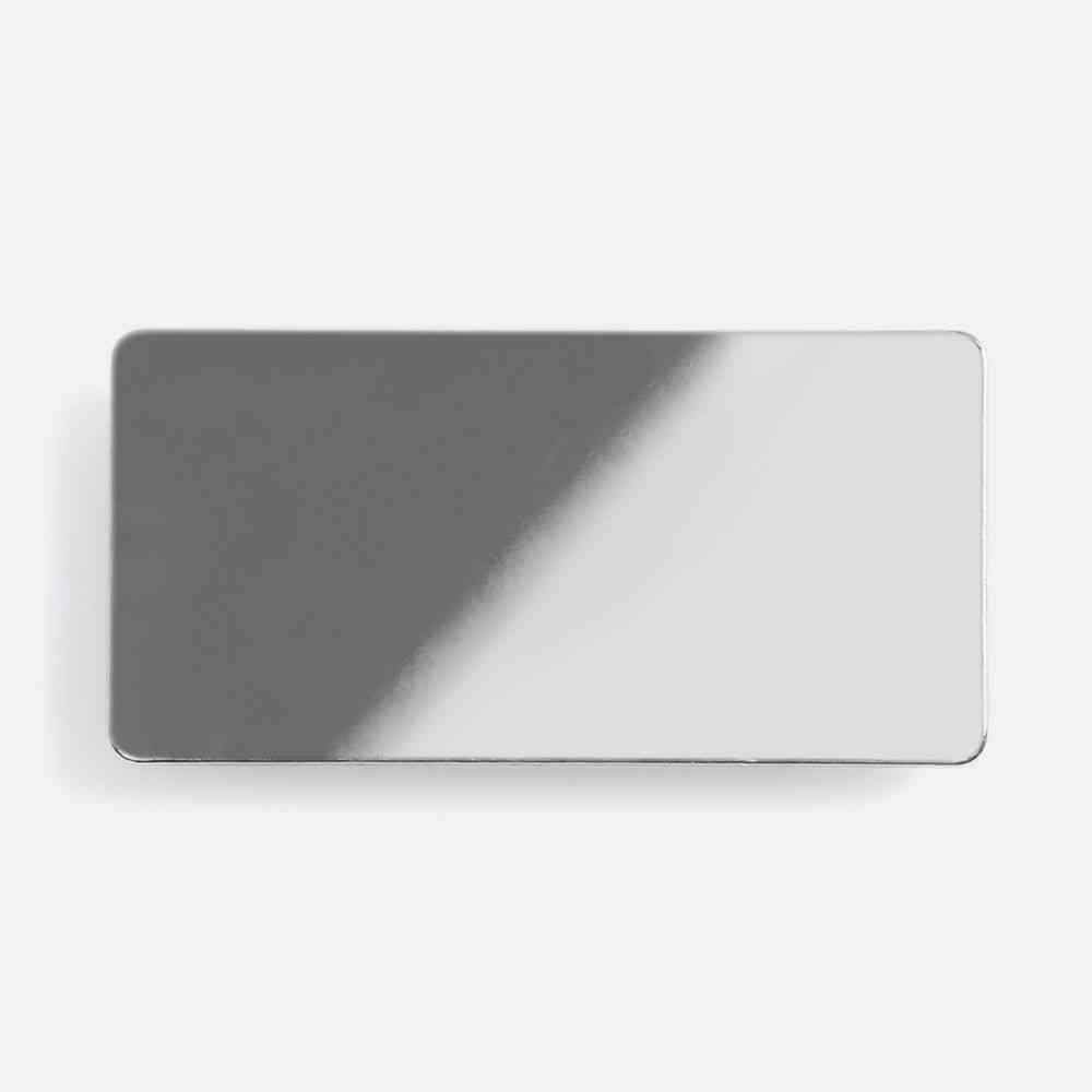 Значок Magnet Matto, серебристый глянцевый