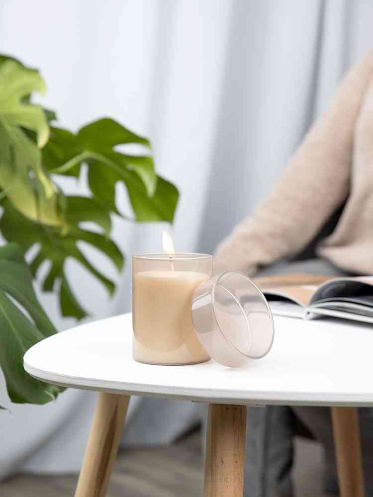 Ароматическая свеча Flikka, сосна и кипарис, бежевая - 7