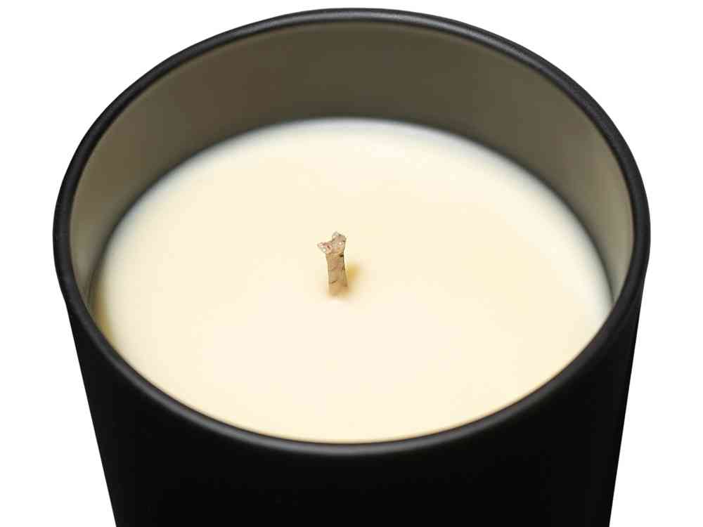 Ароматическая свеча в черном стакане Mystery, коллекция Exclusive, 250 мл - 3